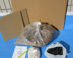 【セット内容】<br>◎ダンボール◎底板2枚◎竹チップ22ℓ◎米ぬか◎温度計◎冊子◎竹炭